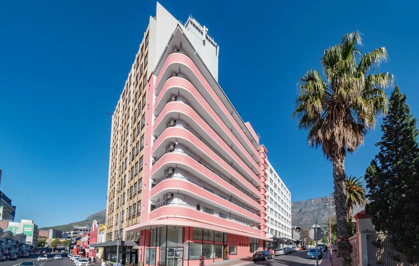 Flamingo On Hope Apartment Cape Town